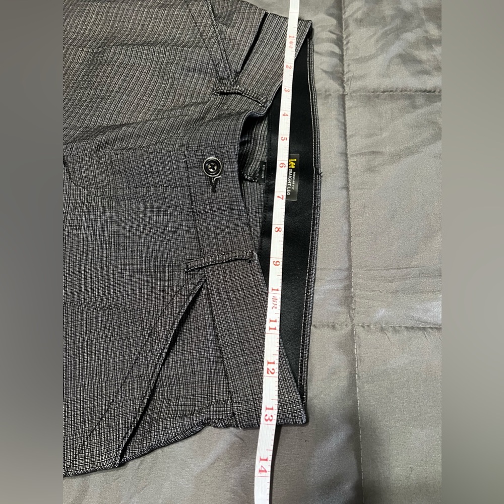 Lee regular fit straight leg mid rise 16WP flex motion
